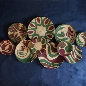 Wicker Wall Basket Set: Burgundy & Green Boho Decor (10 Plates)