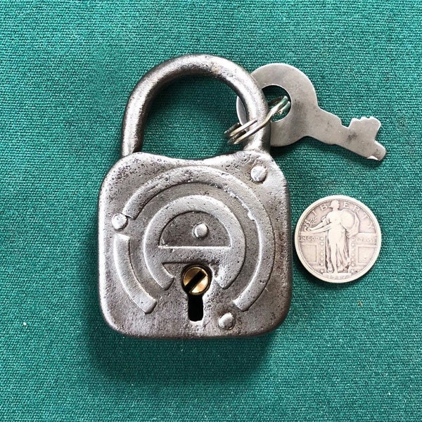 Antique Pressed Metal Decorative Poorman's Story Padlock +  1 Operative Key - E.T. Fraim - Early 1900s