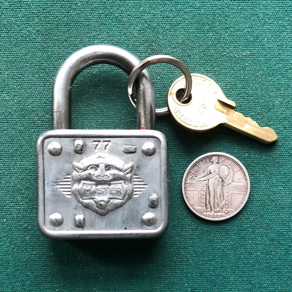 Vintage MASTERLOCK Pressed Metal #77 LION Padlock + 1 Original Key – Patented 1935