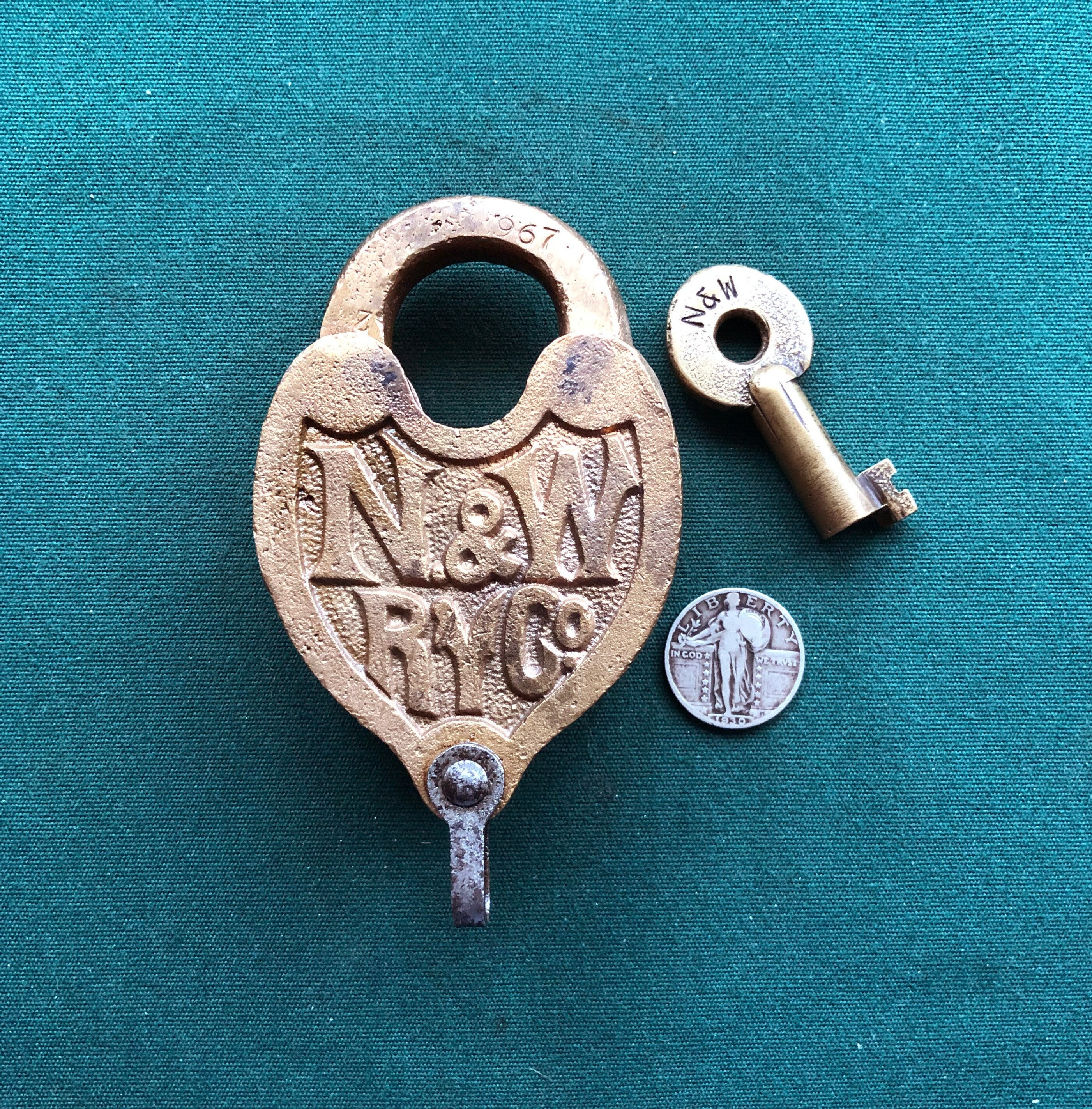 Vintage 1967 Norfolk and Western Railway ( N&W ) FANCY BACK