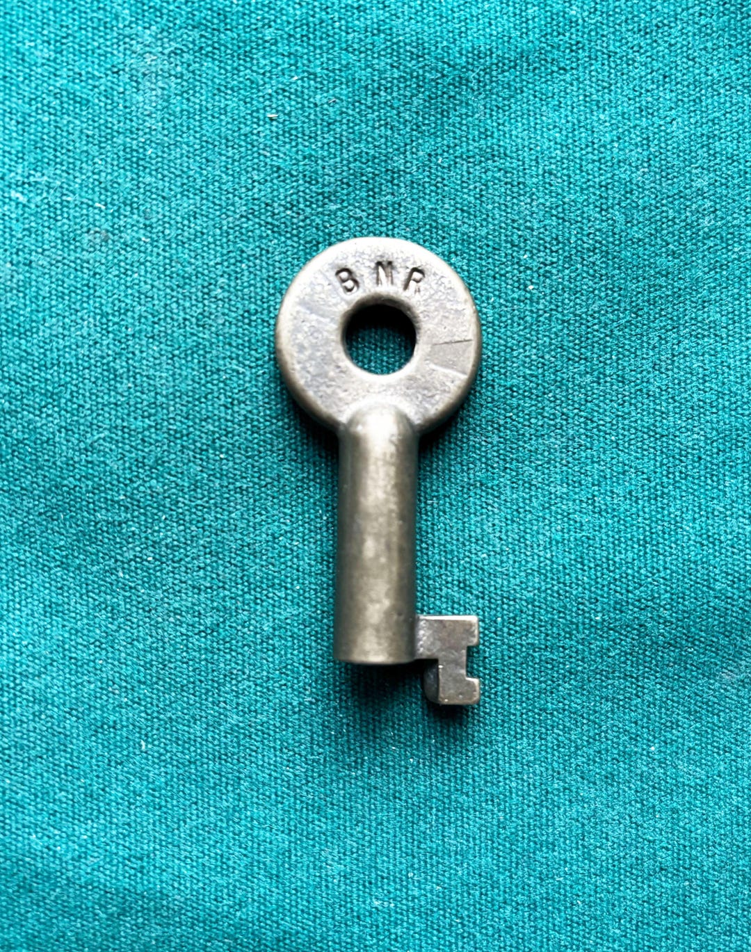 Burlington Northern Railroad ( BNR ) Brass Barrel Switch Key – Keline ...