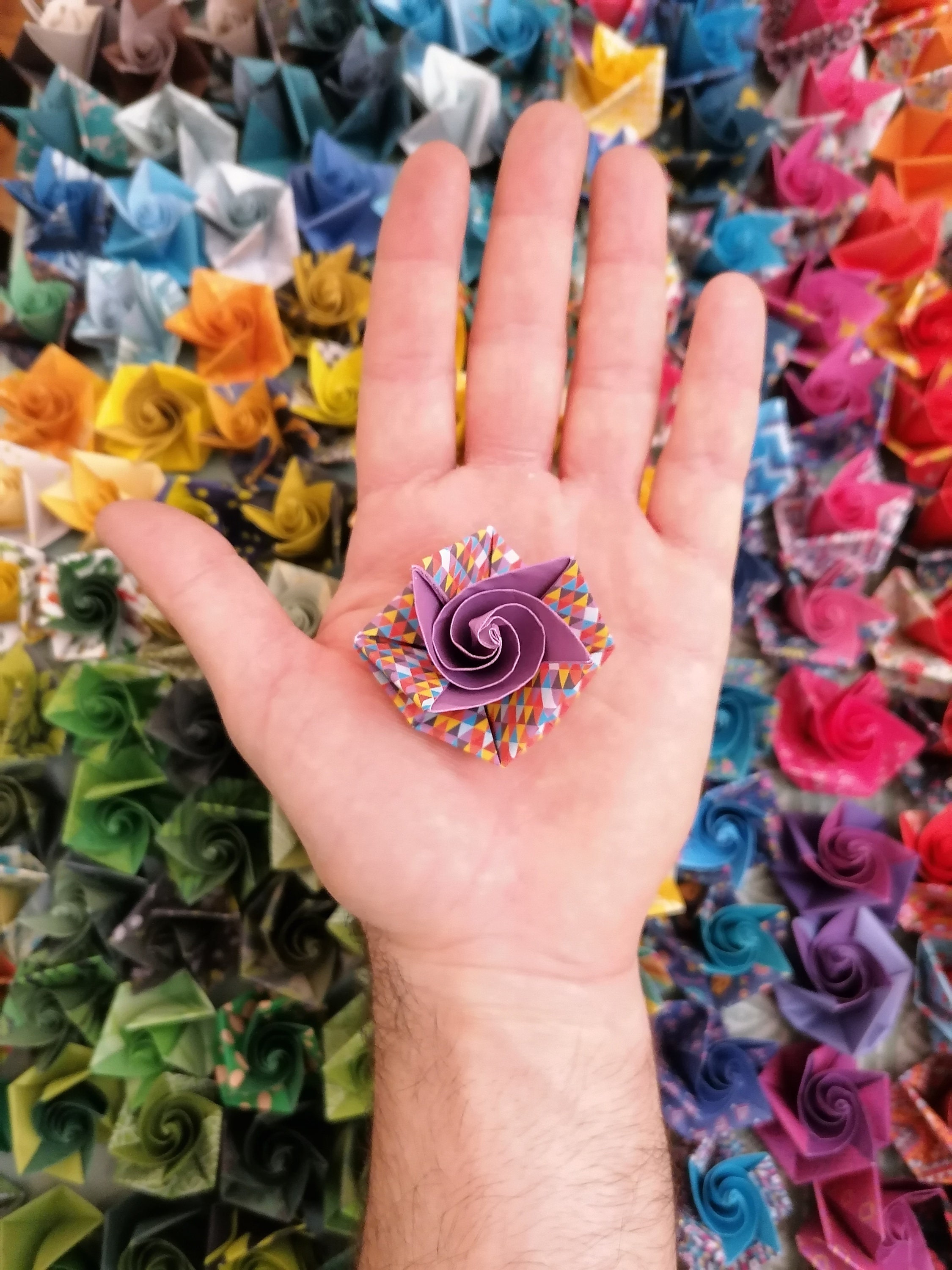 Set of 10 origami rosebuds