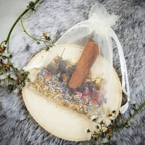 Ostara Sachet | Sachet Spell | Altar Decor | Pagan Holiday Decor