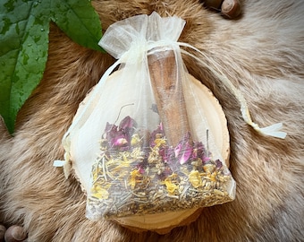 Lammas Sachet | Lughnasadh Spell Sachet | Altar Decor | Pagan Holiday Decor