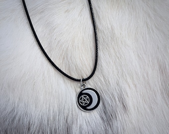 Pentacle Moon Choker | Witchy Jewelry | Goth Choker Necklace