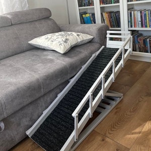 Foldable Pet Ramp with Ribbed Carpet | Side Rails | Front Rail