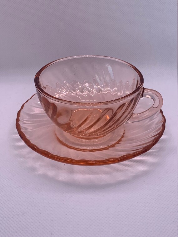 Coffee Cups Arcoroc France Rosaline Pink Swirl Tea Or Coffee Etsy