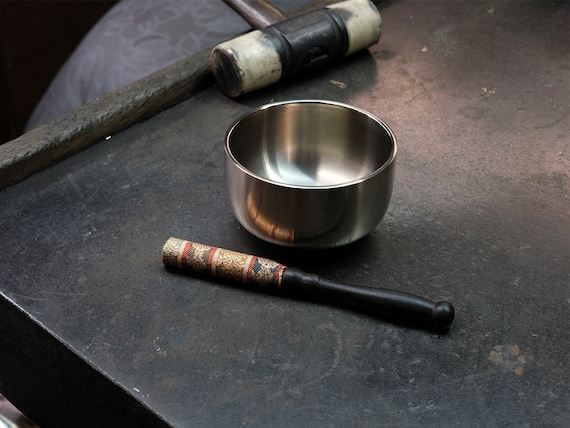 Japanese Singing Bowl - Sahari Orin - 佐波理おりん - Etsy