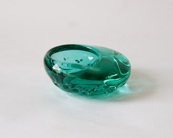 Cendrier en verre turquoise vintage