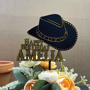 Cowboy Happy Birthday Cake Topper, Western Cake Topper, Cappello da cowboy Topper, Nome Età Personalizzata Decorazione torta, Rodeo Birthday Cake Topper