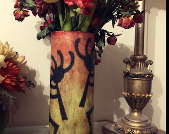 9 inch tall Beautiful textured Kokopelli glass vase