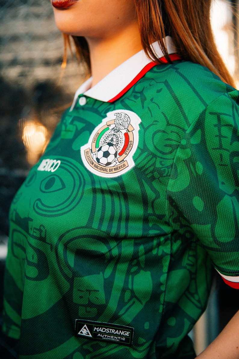 Green MadStrange Mexico Soccer Jersey 1998 Calendario Azteca Crop image 8
