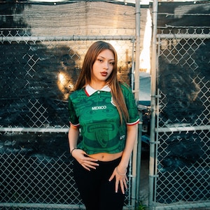 Green MadStrange Mexico Soccer Jersey 1998 Calendario Azteca Crop image 6