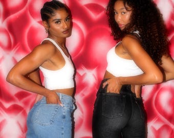 Y2K Early 2000s Airbrush Backdrop Hearts & Hynas Red Heart Airbrush | Glamour Shots Background Old School 90s Birthday Photo Banner Lux Rosa