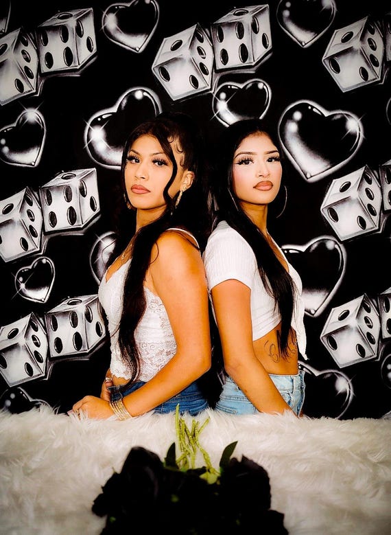 Y2K Airbrush Backdrop Dice Heart Black | Glamour Shots Studio
