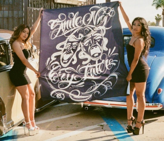 Airbrush tapestry hearts new arrivals