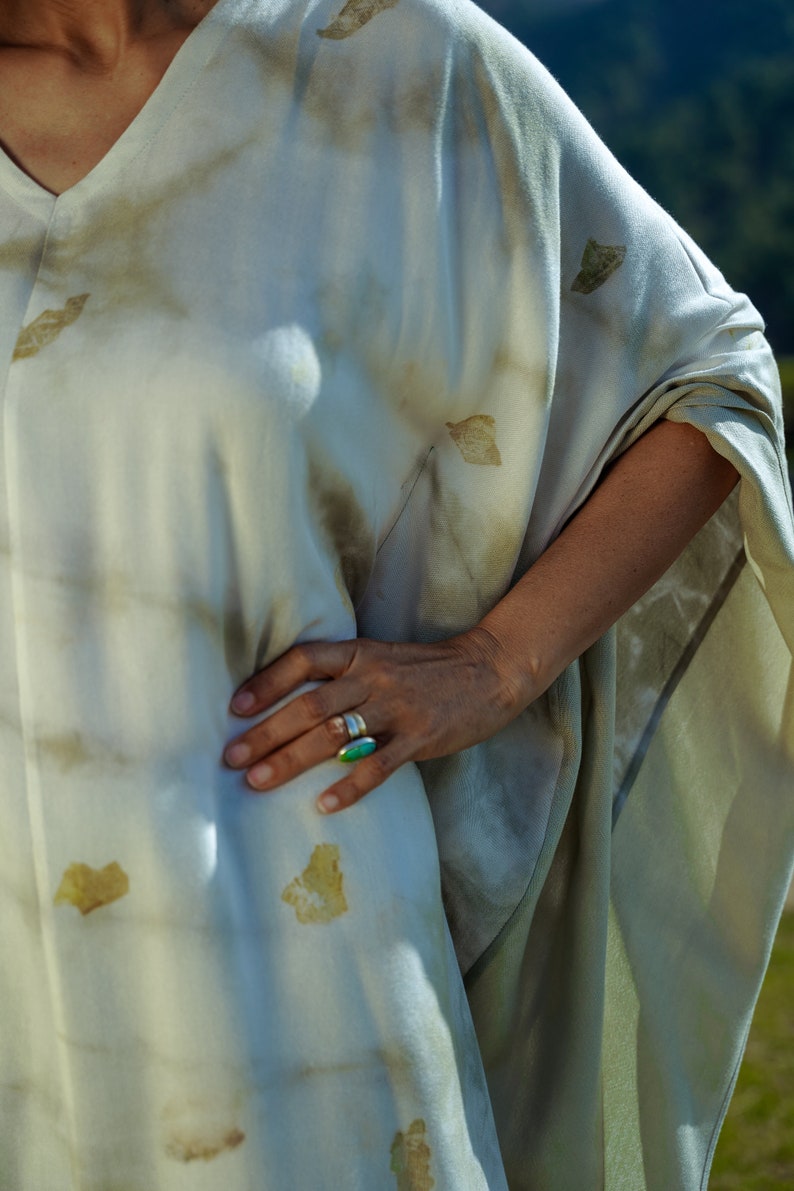 Kaftan in Lotus Fiber Silk, Handspun Natural Fiber Lotus Silk, Vegan Fabric, Handloom Weaved