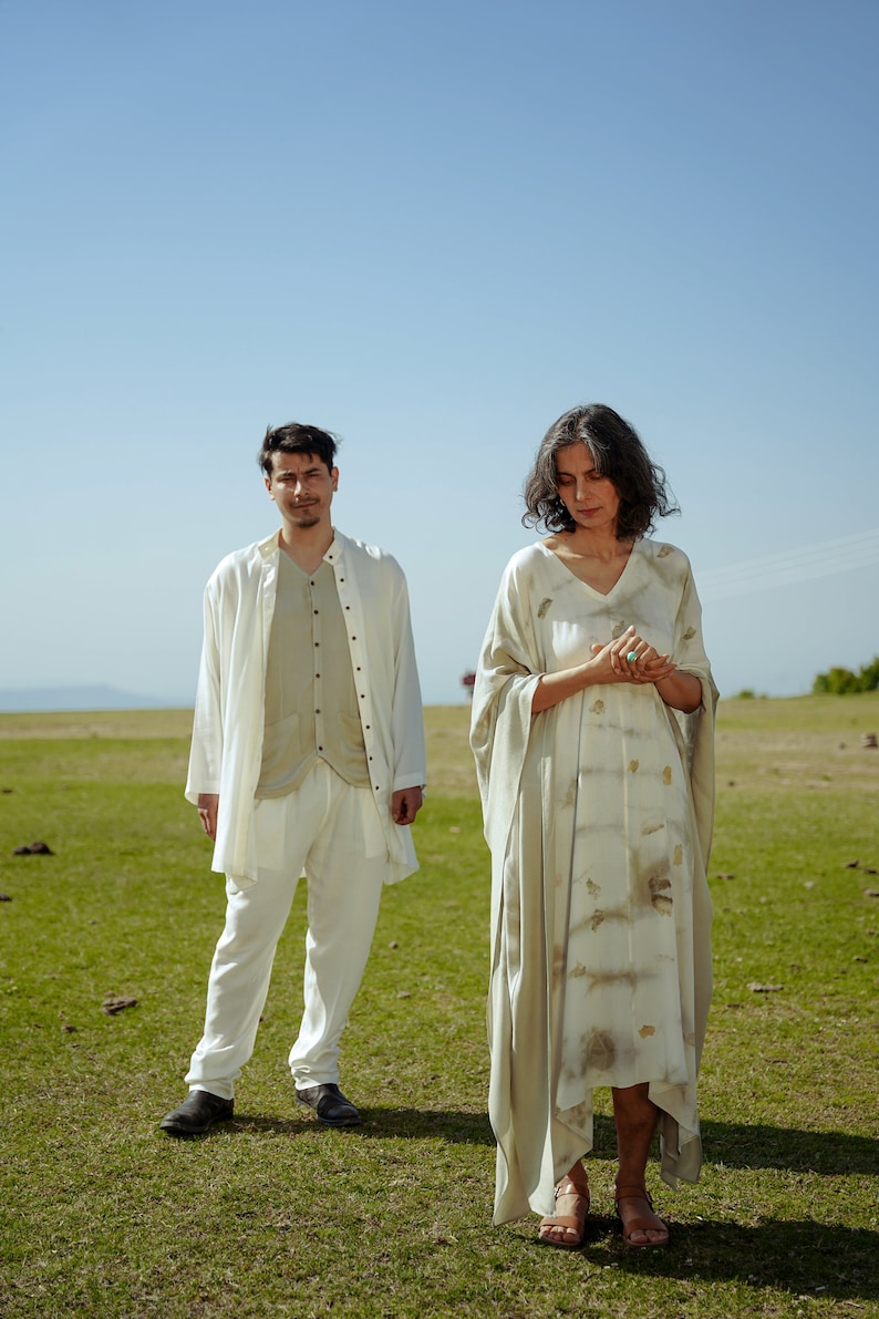 Kaftan in Lotus Fiber Silk, Handspun Natural Fiber Lotus Silk, Vegan Fabric, Handloom Weaved