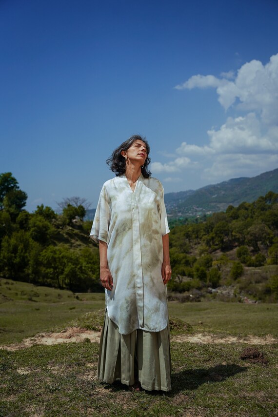 Handwoven Lotus Silk Kurta Dress: Vegan Summer Shirt