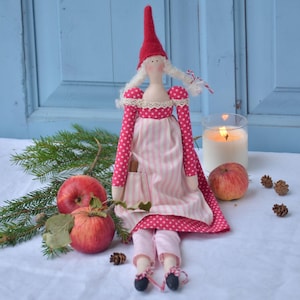 Tilda Nisse Pixie Doll-Scandinavian Christmas Decor/ Skandinavische Weihnachtsdeko , Hygge Gift, Handmade Doll bild 2