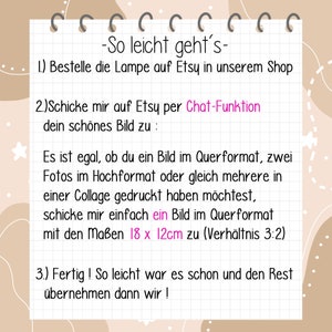 Op de afbeelding: Een handgeschreven notitie op gestreept papier met instructies voor het bestellen van een aangepaste lamp op Etsy. De instructies omvatten het bestellen van de lamp, het verzenden van een foto via de chatfunctie van Etsy en het specificeren van de beeldgrootte als 18 inch bij 12 inch.