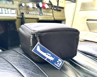 Cessna 152 Schlüsselanhänger Boeling 747 Fuselage Skin Cut Gepäckanhänger Schlüsselanhänger Plakette Sammlerstück Erinnerungsstücke Pilot Geschenk graviert bose ppl lapl atpl