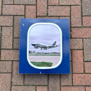 British Airways BOAC G-BYGC Retro Boeing 747 Window fuselage Cut Airline Aviation Upcycle Boeing Gift Plane Aircraft Aviator Picture Frame