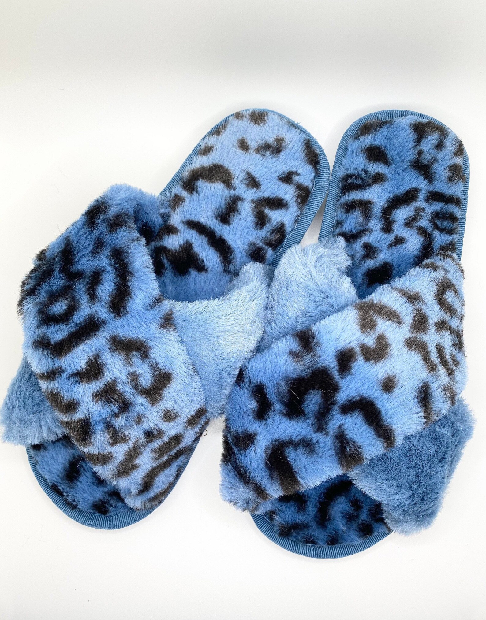 gray leopard slippers