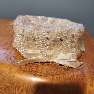 Vintage Beaded Pillbox Hat - Etsy display picture 1