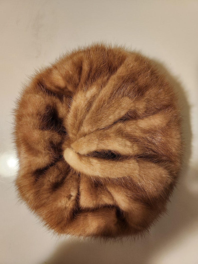 Vintage Fur Hat / BROWN