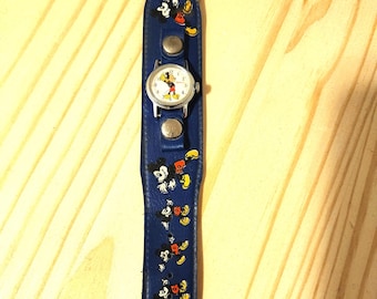 Reloj vintage Ingersoll Mickey Mouse con correa azul a juego