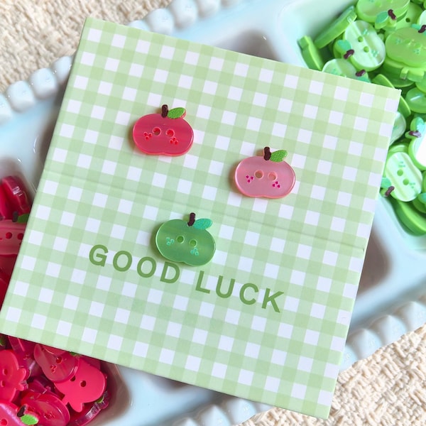 Kawaii Small Apple Fruit Buttons: 3 Colors for DIY Sewing & Crafts