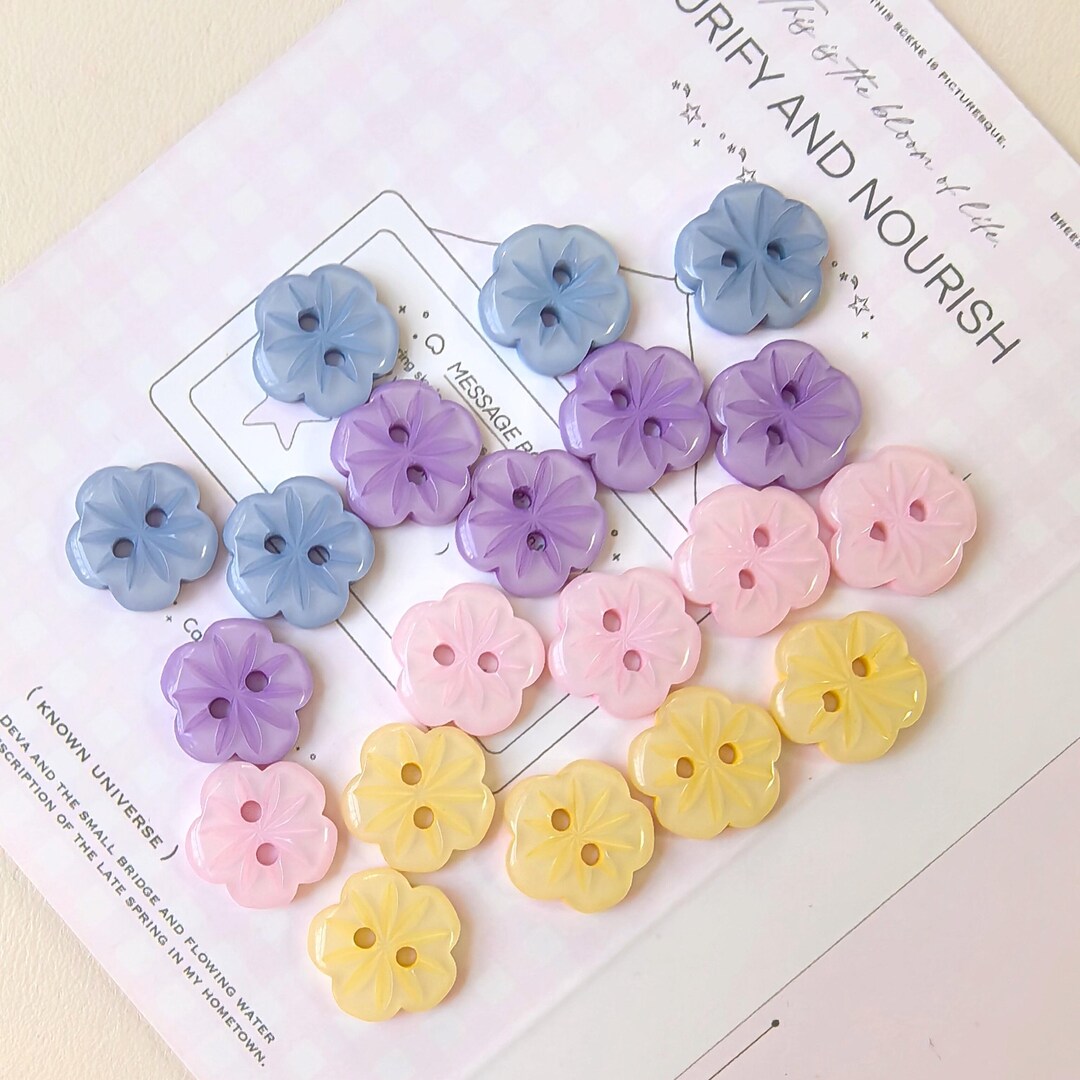 Subtle Filled Buttons Flower-shaped Buttons With Subtle Carved Detail for Sewing and Crafts ...