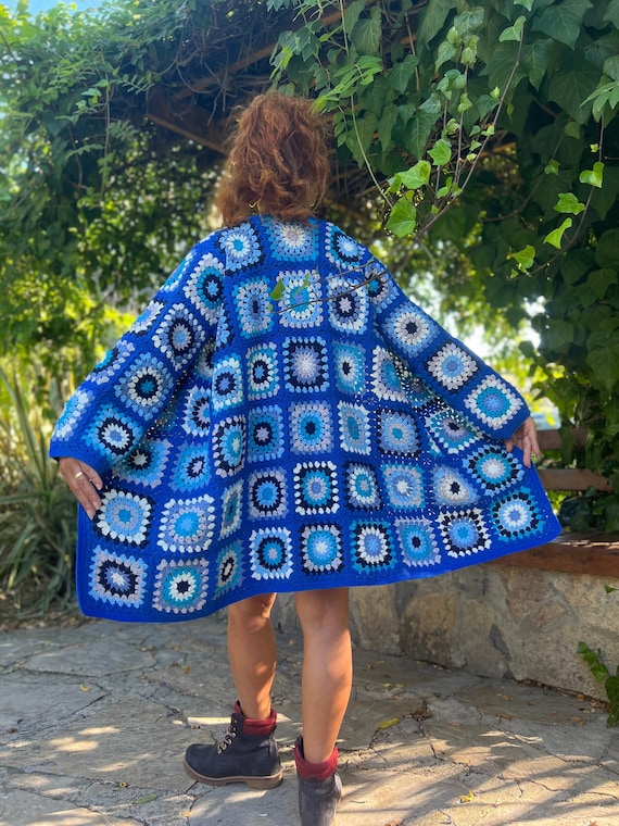 Oma vierkant vest gehaakte blauwe trui zomerjas hippievest Afghaanse jas oversized trui patchworkjack bohojas Etsy Nederland