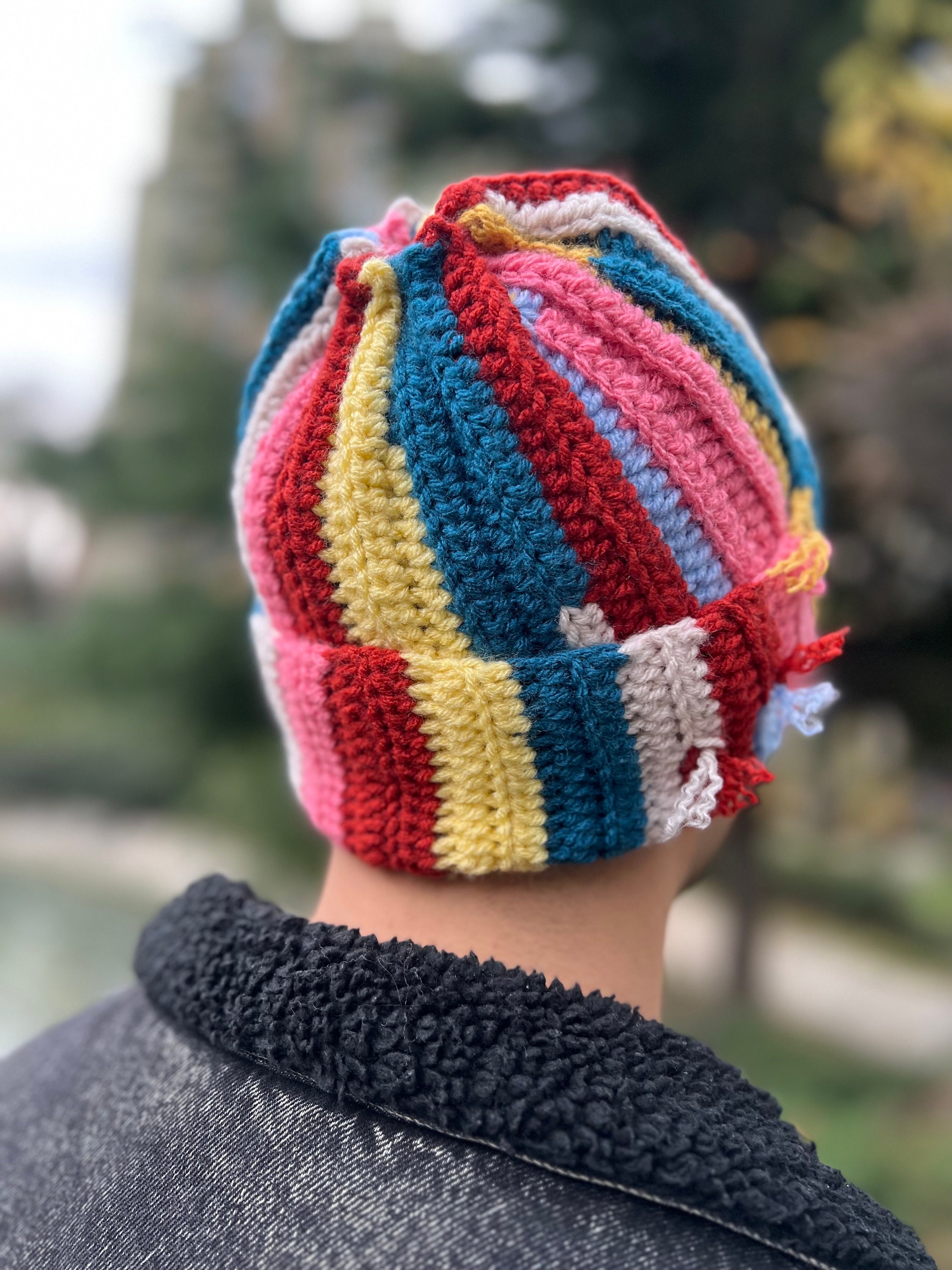 Burberry - Colorful Rainbow Knit Beanie 647DFE5E-AF3A-4EB2-AFEF-  main image 4