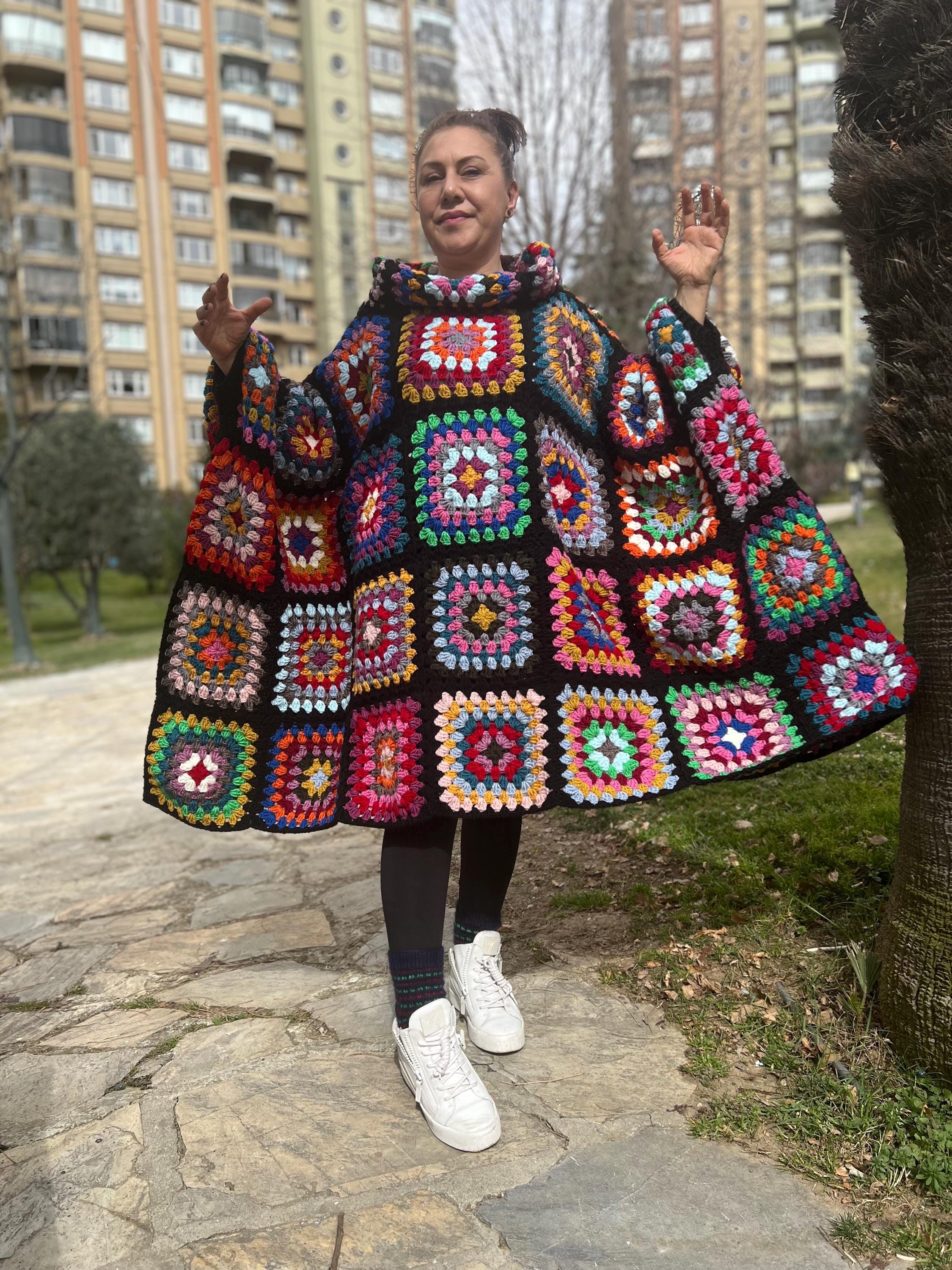 大きなアフガン編みポンチョ、モロッコ風おばあちゃん風スクエアラップ