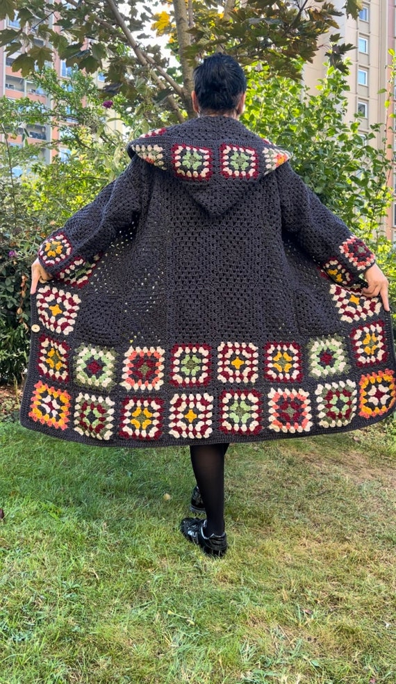 Granny Square Coat, Crochet Cardigan, Colorful Jacket, Bohemian Cardigan, Hooded Sweater, Coat With Pockets, Winter Cardigan