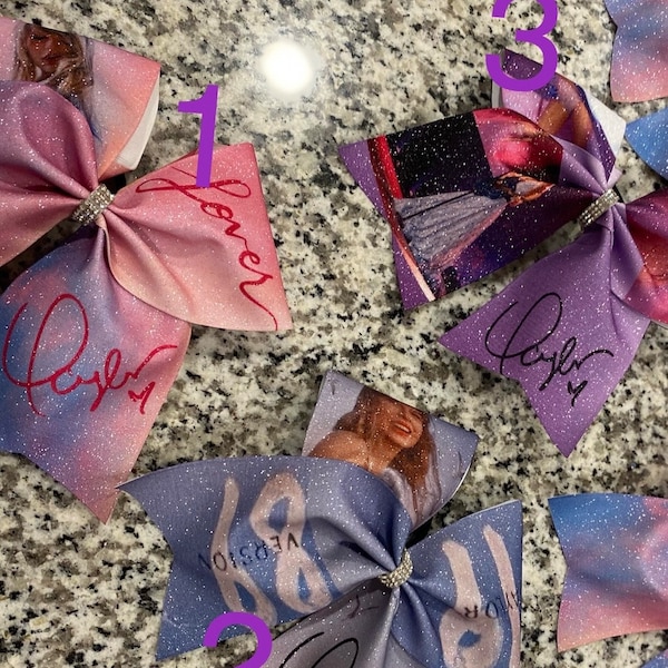 Swiftie Cheer Bow