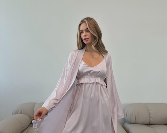 Silk bridal robe and nightgown set, Lace wedding robe, Lace nightgown, Silk robe with lace and Silk nightgown, White bridal sheer nightgown