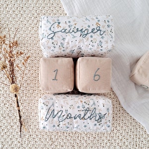 Bloques de hitos de edad suaves, bloques mensuales florales para bebés, bloques de hitos personalizados, accesorios para fotografías de crecimiento mensual, documentos mes a mes