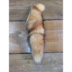 Red Fox Tail Keychain - Fox Tail Keychain - Genuine Fur. This is a REAL fox tail