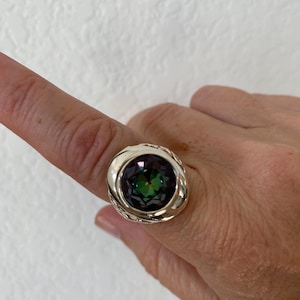 Vintage Mystic Topaz and Sterling Silver Ring/ Size 7.3/4 / stamped 925 / NOS/ 2000