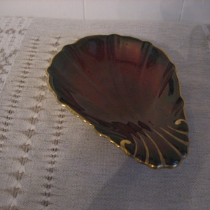 Vintage Rouge Royale Shell Shaped Trinket Dish by Carlton Ware of England Gilded Rim Candy Nut Plate