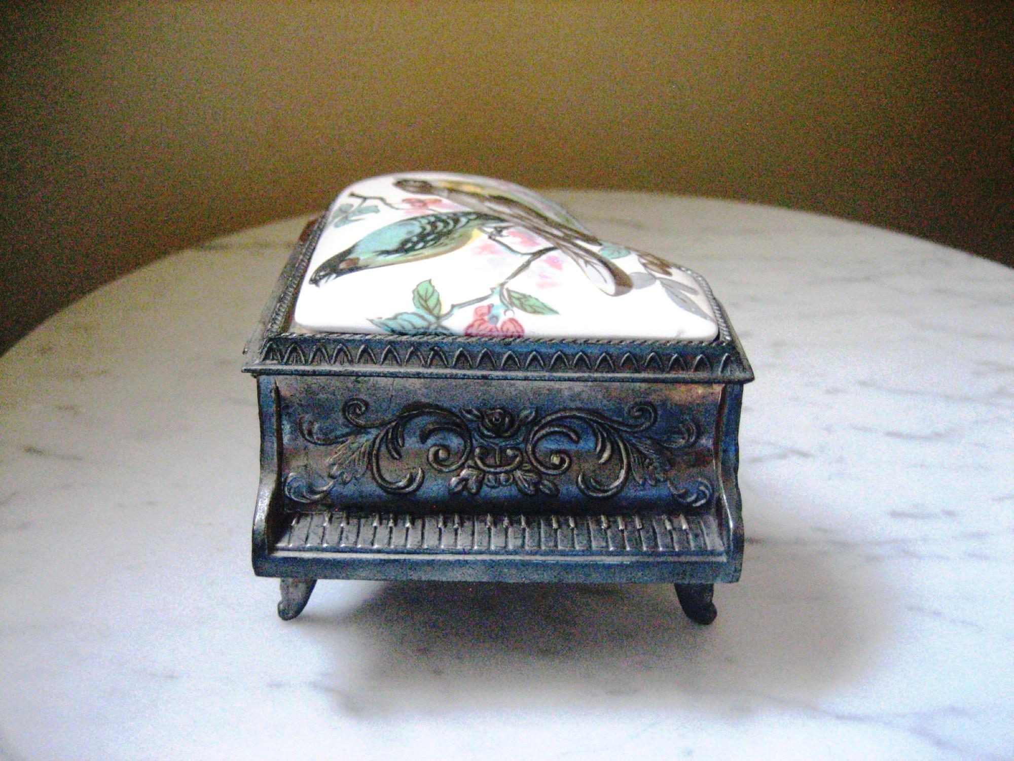 Sankyo Piano Box - Etsy