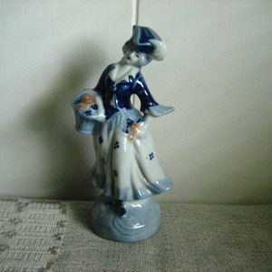 Vintage Victorian Woman Figurine, Colonial Porcelain Lady in Blue Statue Made in Occupied Japan