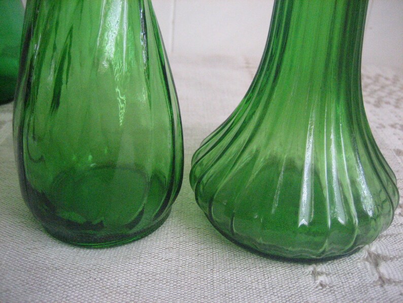 Emerald Green Glass Vases Lot of 7 Vintage Wedding Bud Vases Graduated Heights Etsy