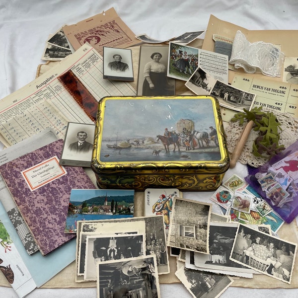Junkjournal Set,Mystery craft Box,Vintage Blechdose, prall gefüllte Box Vintage Artikel,Dose viel Zubehör Junk Journaling,Fotos, Briefmarken