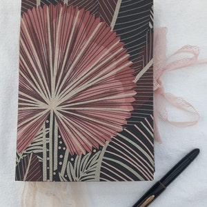 Junk Journal handgemacht mit Spitze, handgebundenes Journal, Tiere Blumen fait main Junkjournal,leeres Notizbuch bunte Farben,Tagebuch blank