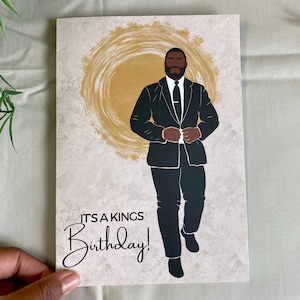 Biglietto di auguri di buon compleanno del re Uomo nero barbuto. Biglietto di auguri per papà nero Uomo di classe maschio nero. Biglietti di auguri etnici afroamericani Melanina