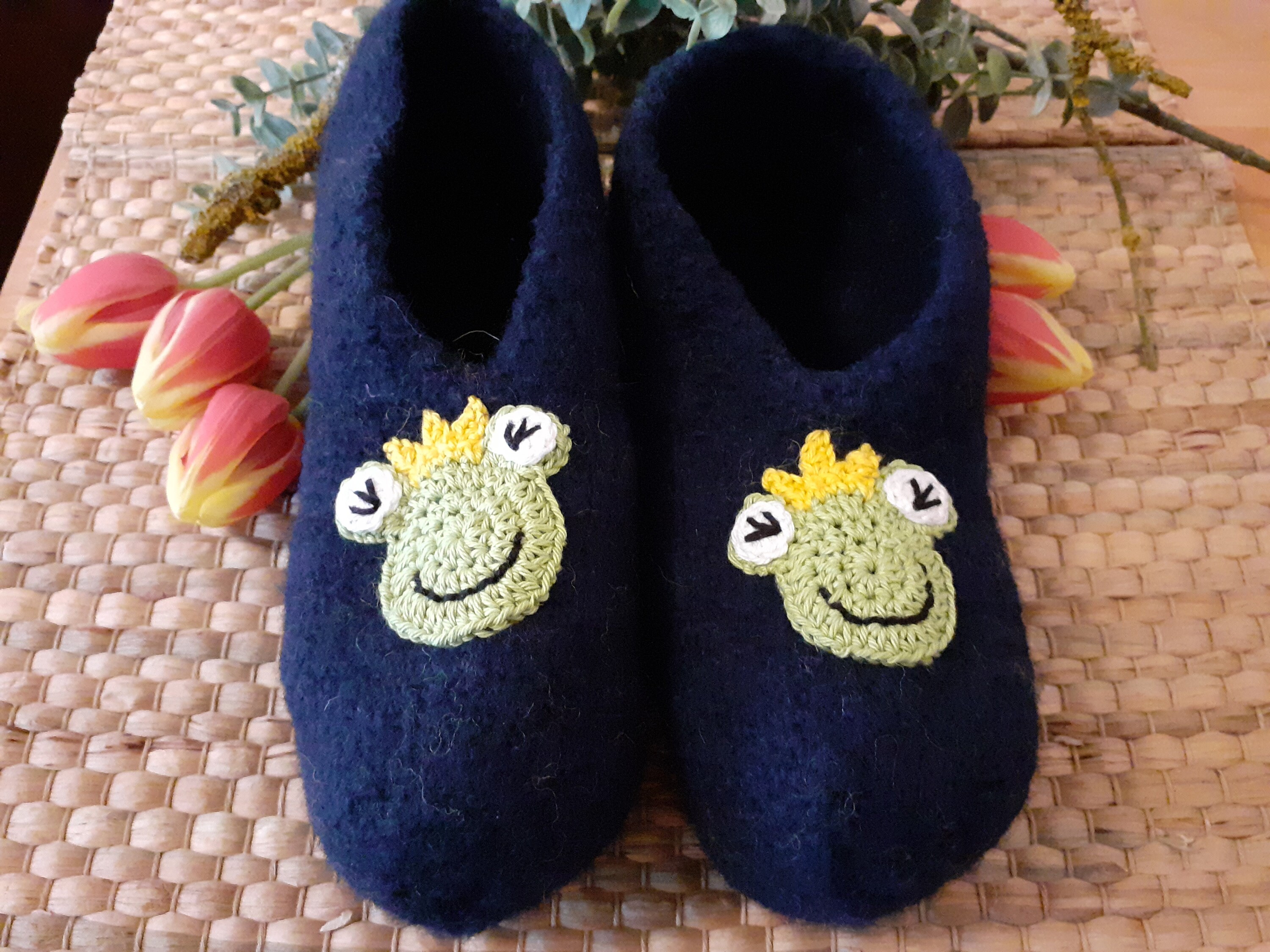 Cute felt slippers Frog King in size 40 41 | Etsy